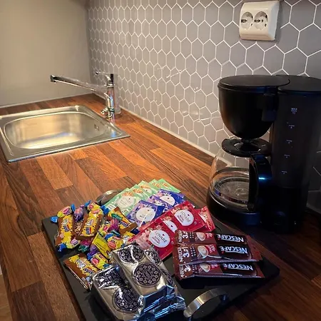 Cozy - Free Parking & Wi-fi *