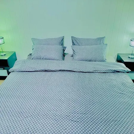 Cozy - Free Parking & Wi-fi * 트롬쇠