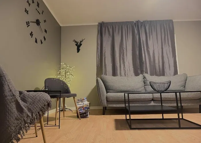 Cozy - Free Parking & Wi-fi *